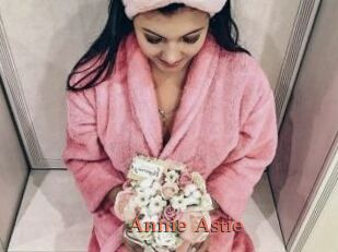 Annie_Astie