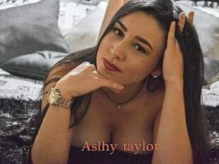 Aslhy_taylor