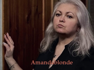 Amandablonde