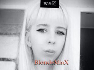 BlondeMiaX