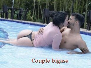 Couple_bigass