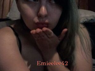 Emieelee42