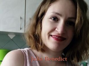 Julia_Benedict