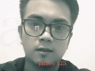 James_123