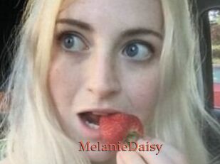 Melanie_Daisy