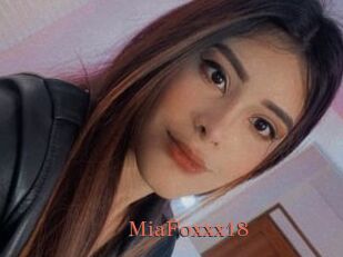 MiaFoxxx18