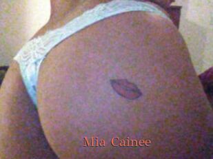 Mia_Cainee