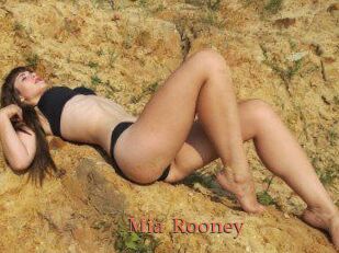 Mia_Rooney