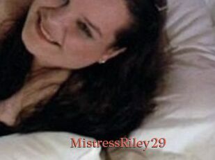 MistressRiley29