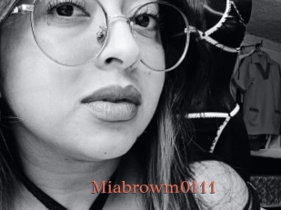 Miabrowm0111